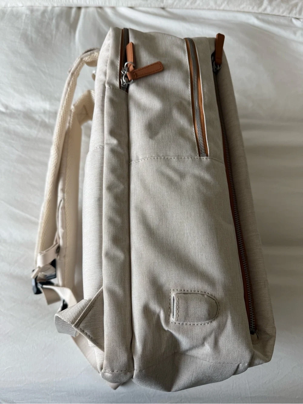 Nordace Sienna Pro Backpack 17” Beige NWOT